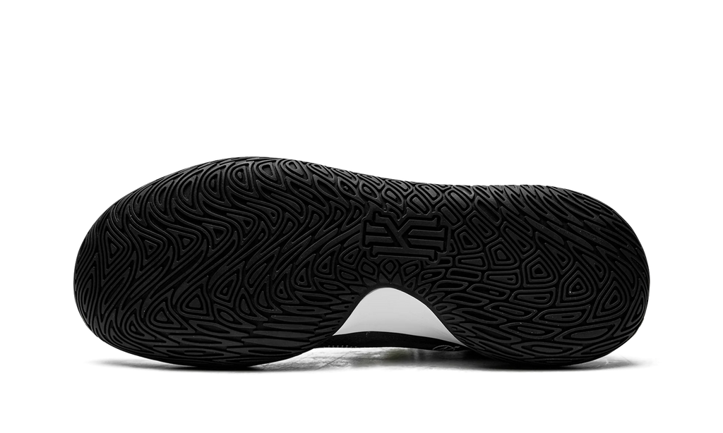 Kyrie Flytrap V "Black Cool Grey" CZ4100 002