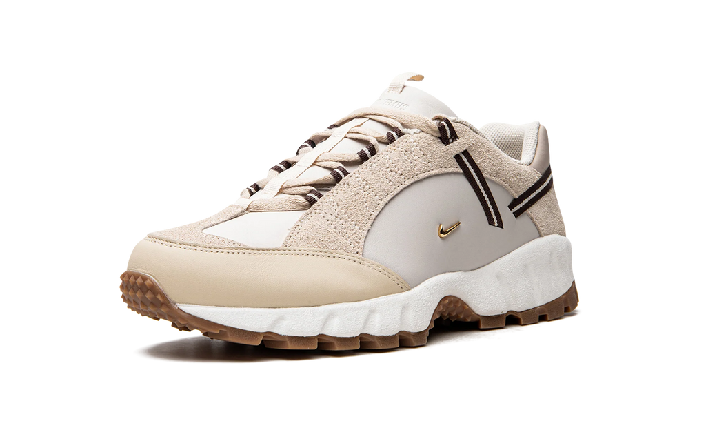 AIR HUMARA LX WMNS "Jacquemus - Beige" DR0420 001