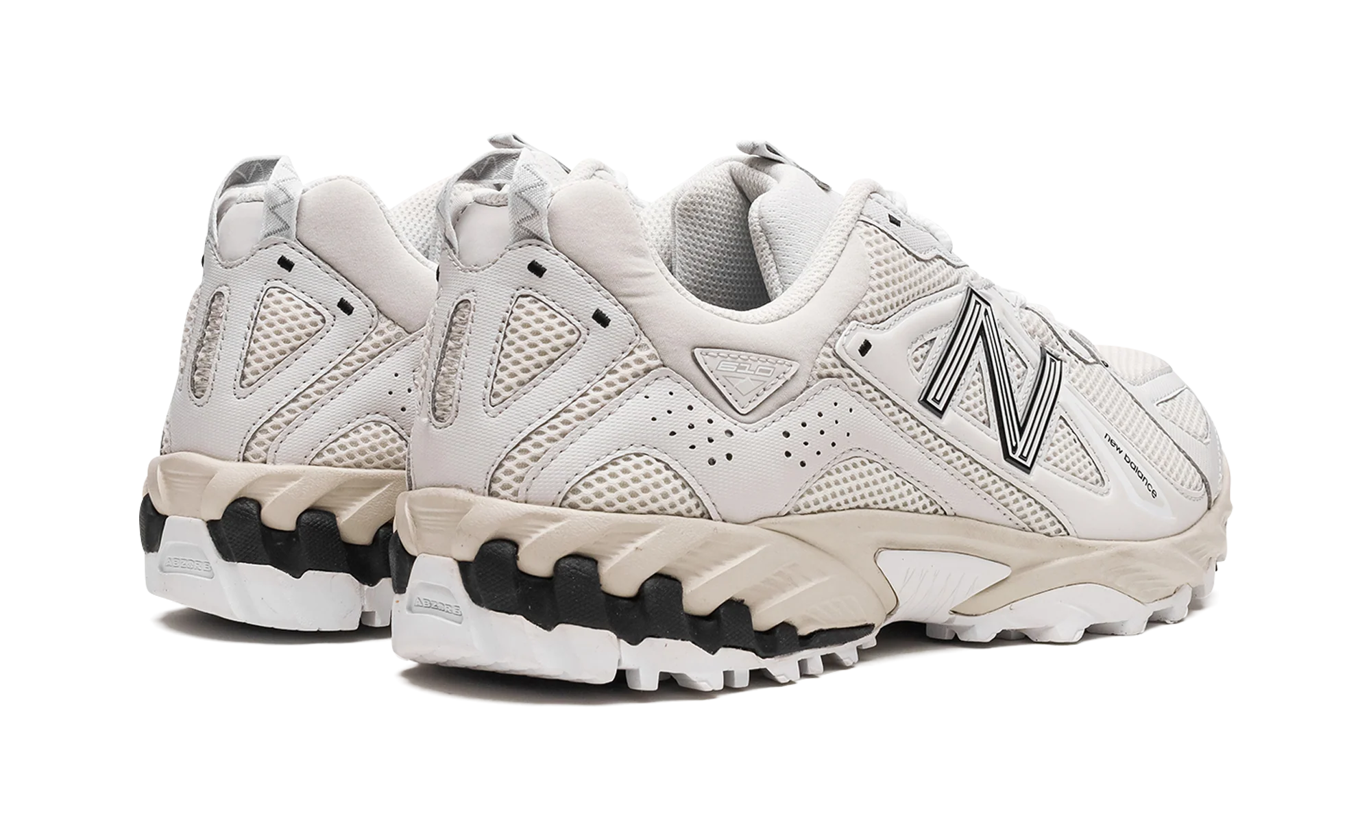 610 "Nimbus Cloud White" ML610TBA